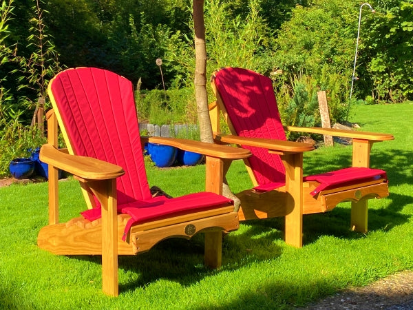2 Classic Adirondacks Chairs with cushion